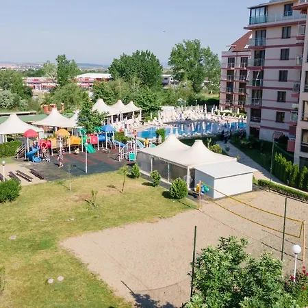 Апарт-отель Tarsis Club & Aquapark