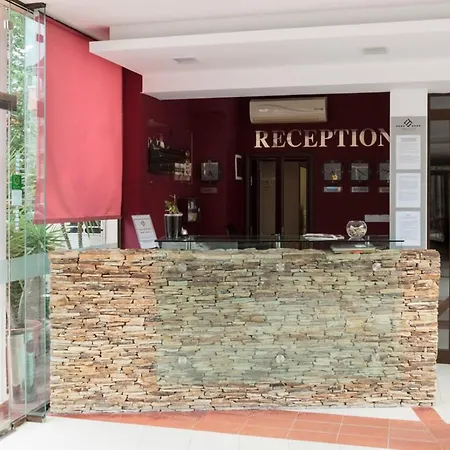 Tarsis Club & Aquapark Szálloda 4*