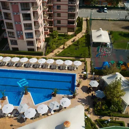 Tarsis Club & Aquapark Апарт-отель