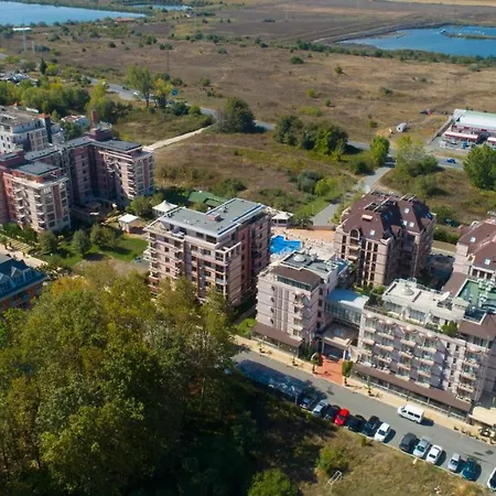 Апарт-отель Tarsis Club & Aquapark 4*