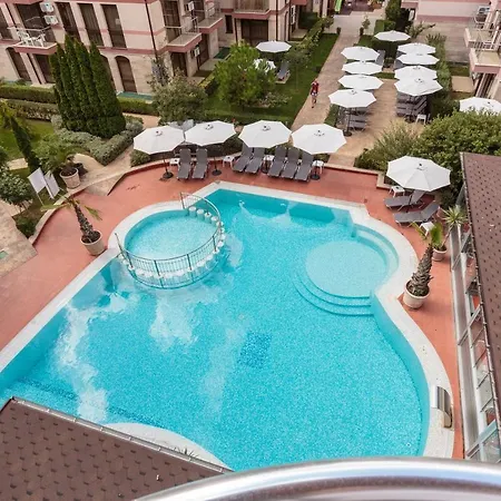 Апарт-отель Tarsis Club & Aquapark 4*