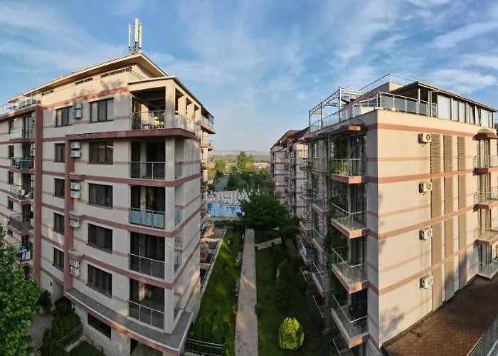 Tarsis Club & Aquapark Hotel