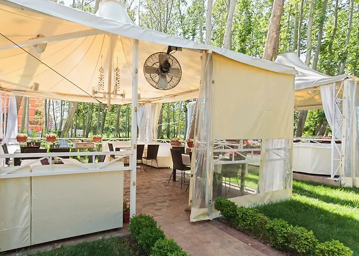 Отель Tarsis Club & Aquapark