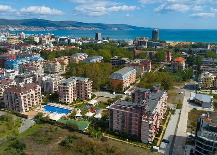 Tarsis Club & Aquapark 4* Солнечный берег