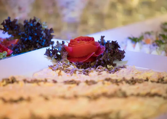 Отель Tarsis Club & Aquapark 4*