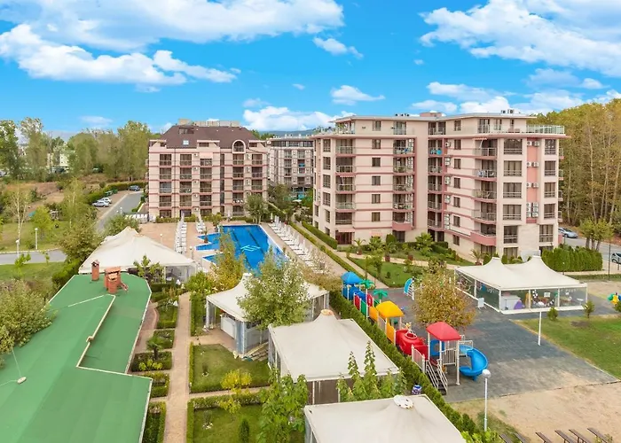 Tarsis Club & Aquapark 4*