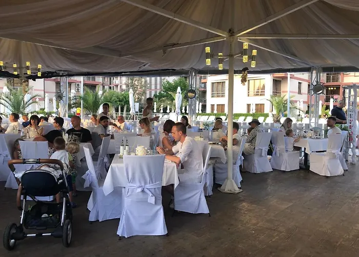 Tarsis Club & Aquapark Отель 4*