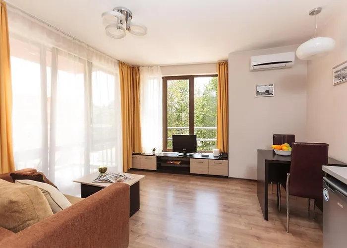 Отель Tarsis Club & Aquapark