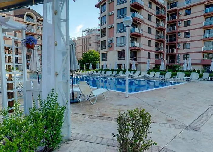 Tarsis Club & Aquapark 4* Солнечный берег