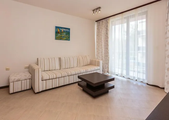 Отель Tarsis Club & Aquapark